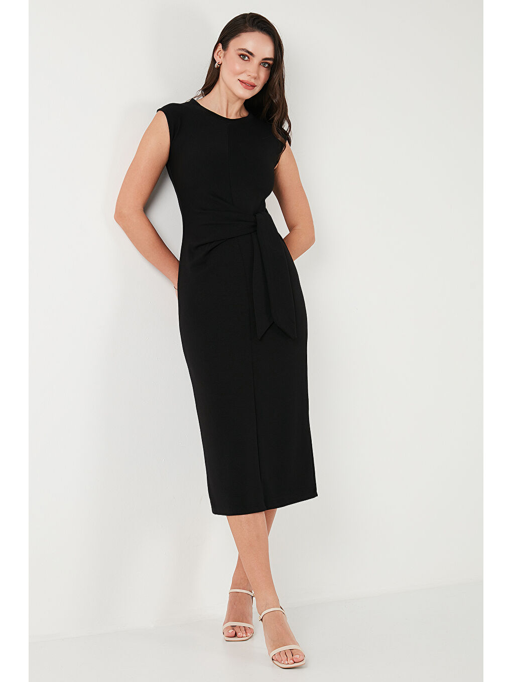 Siyah Slim Fit Bisiklet Yaka Bağlama Detaylı Midi Kadın Elbise 5866164-4