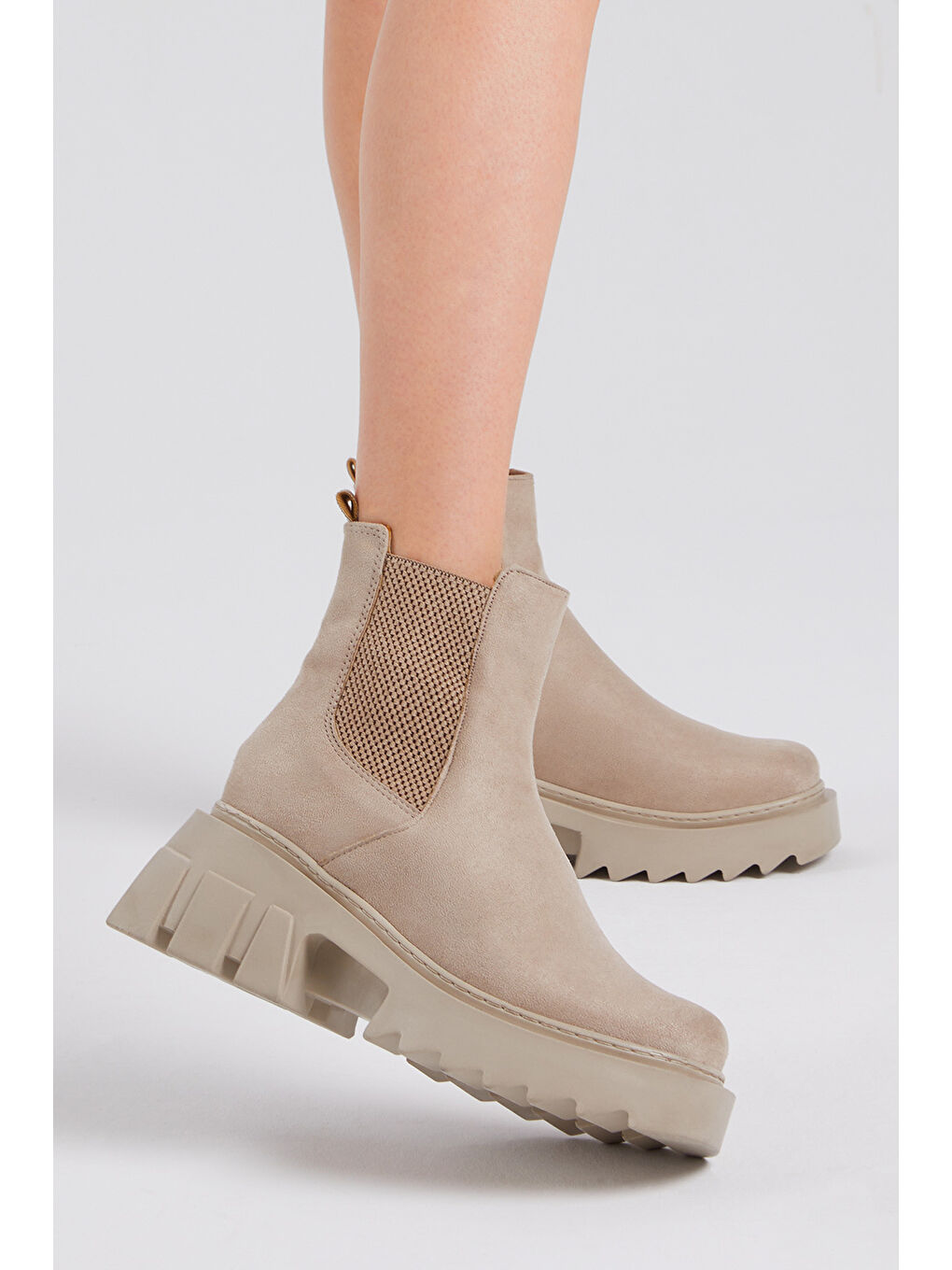 Bej Kadın Krem Süet Rahat Kalıp Kalın Taban Lastikli Bot-2