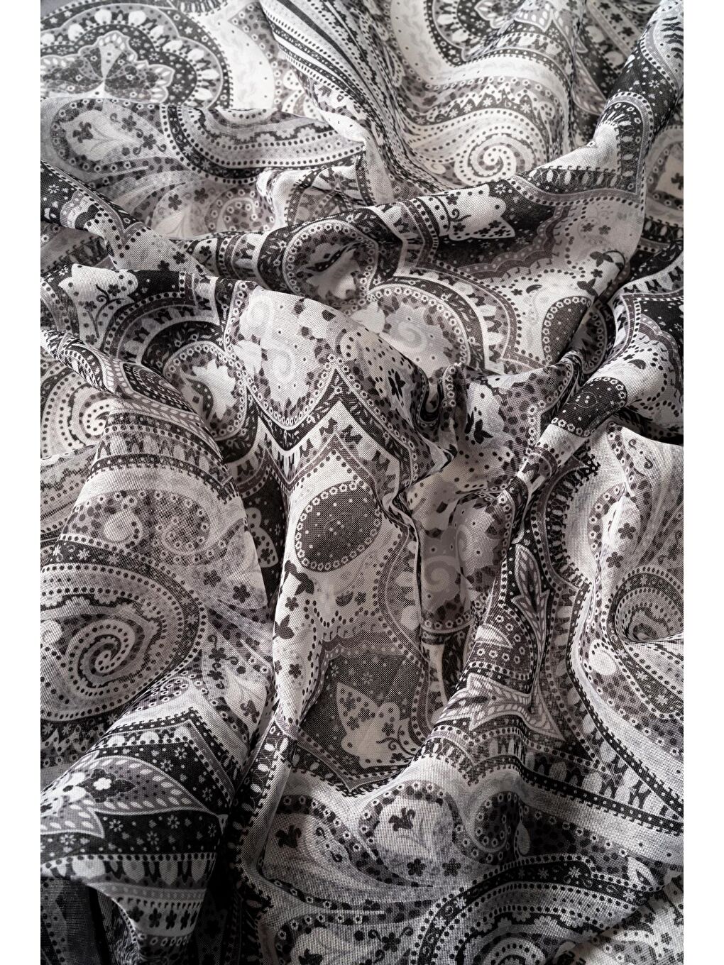 Antrasit Kadın Pamuksu Etnik Desenli Soft Eşarp-2