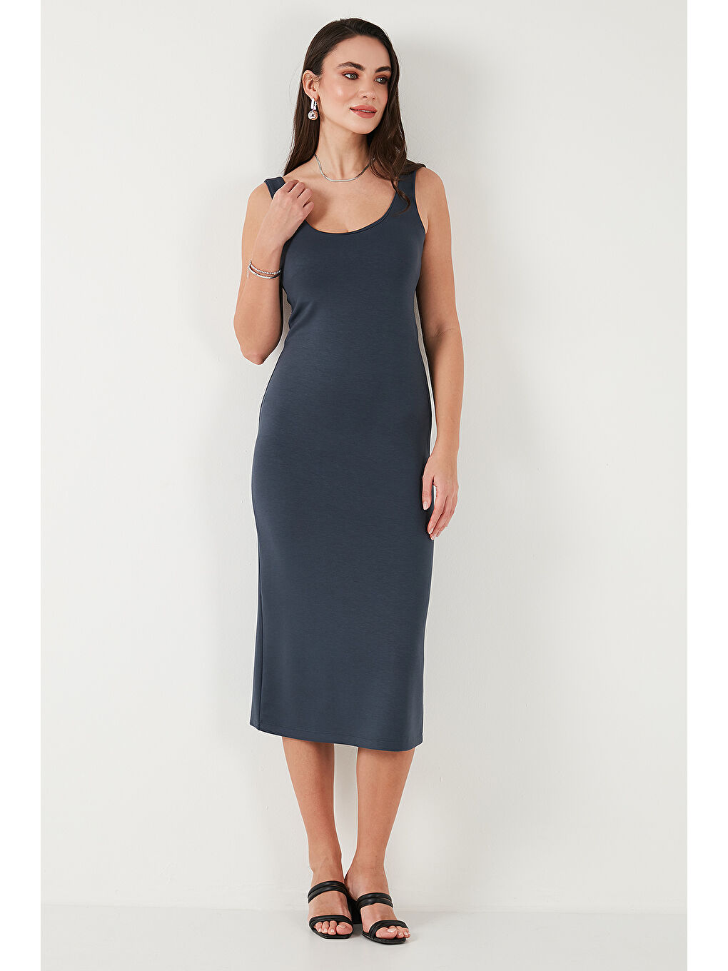 Gri Slim Fit Kalın Askılı Midi Kadın Elbise 5866154-3