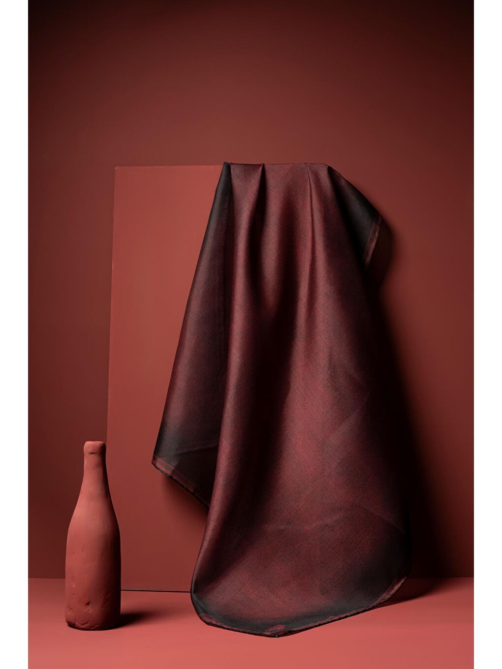 Bordo Kadın Parlak Pamuksu Eşarp