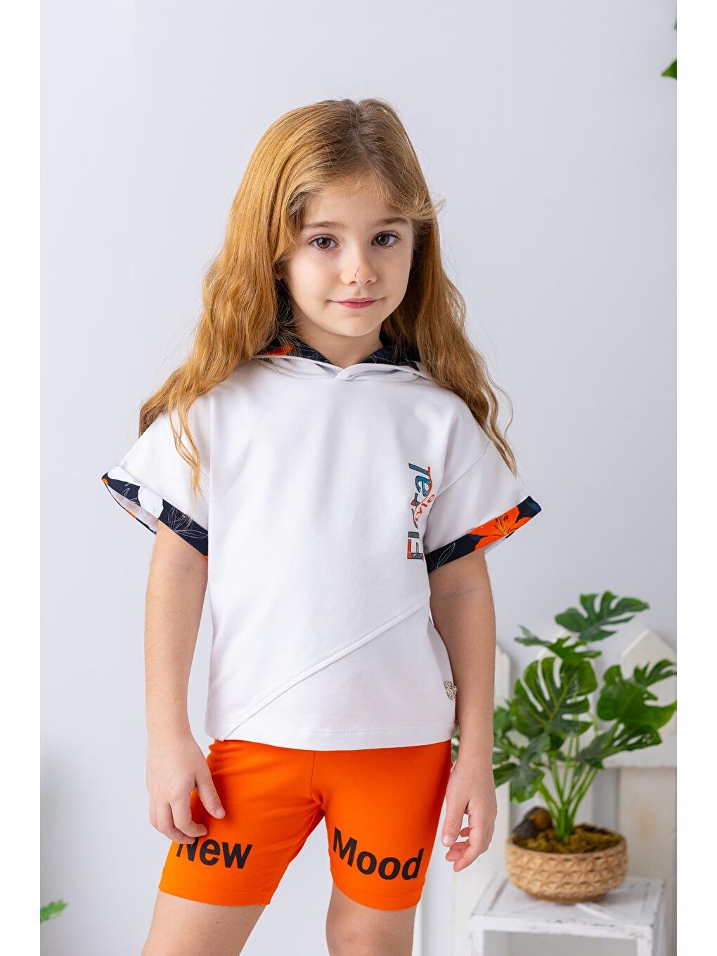 Kız Çocuk Kapüşonlu Kısa Kollu Sweat   Beyaz