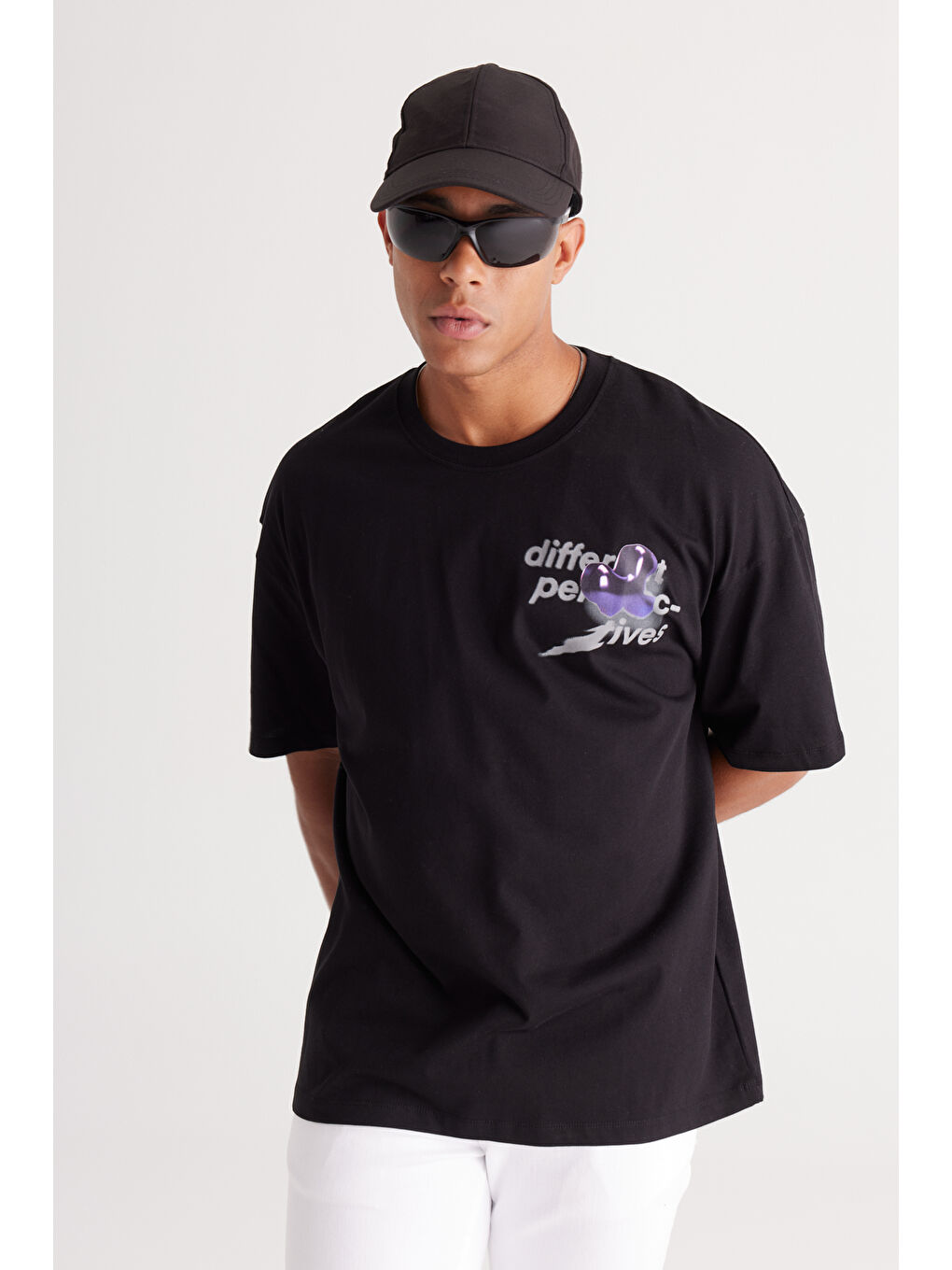 Erkek Siyah Oversize Bol Kesim Bisiklet Yaka %100 Pamuk Baskılı Tişört-1