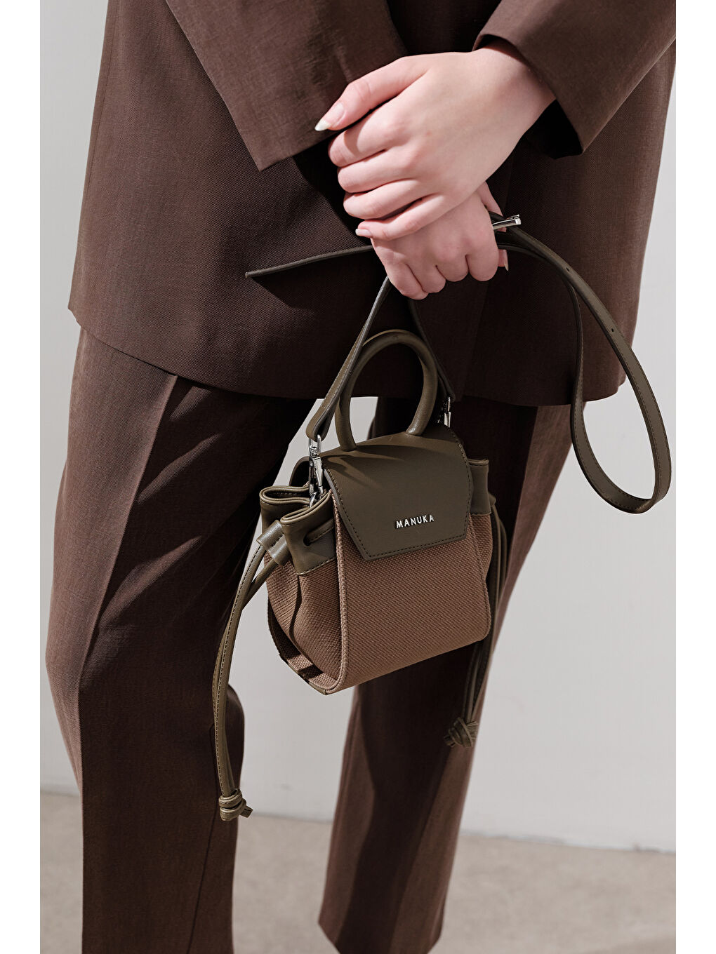 Yeşil Kanvas Kapaklı Mini Çanta Çağla-1