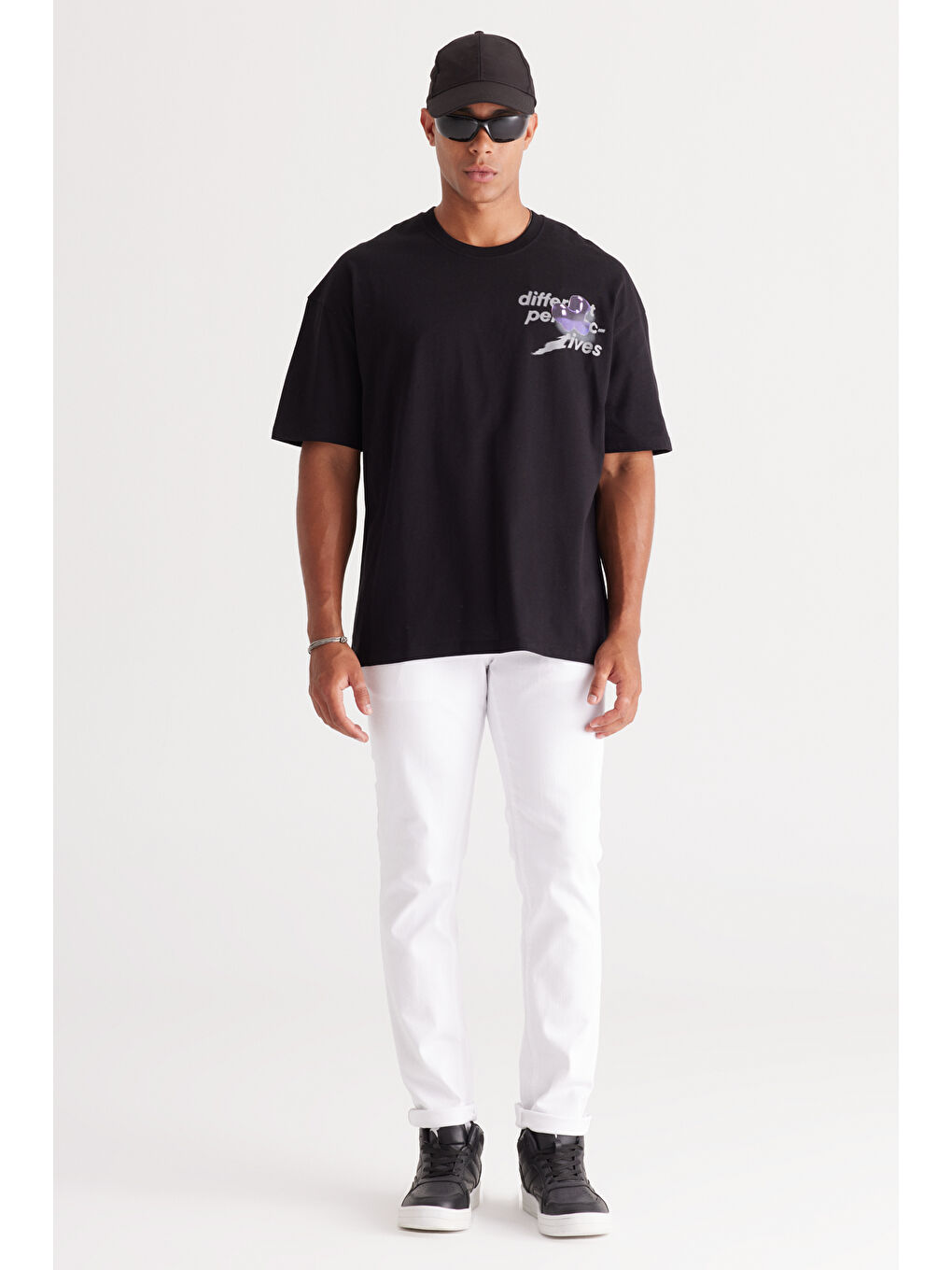 Erkek Siyah Oversize Bol Kesim Bisiklet Yaka %100 Pamuk Baskılı Tişört-2