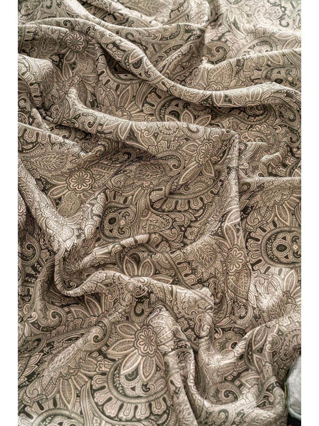 Haki Kadın Etnik Desen Soft Eşarp Hattena-2