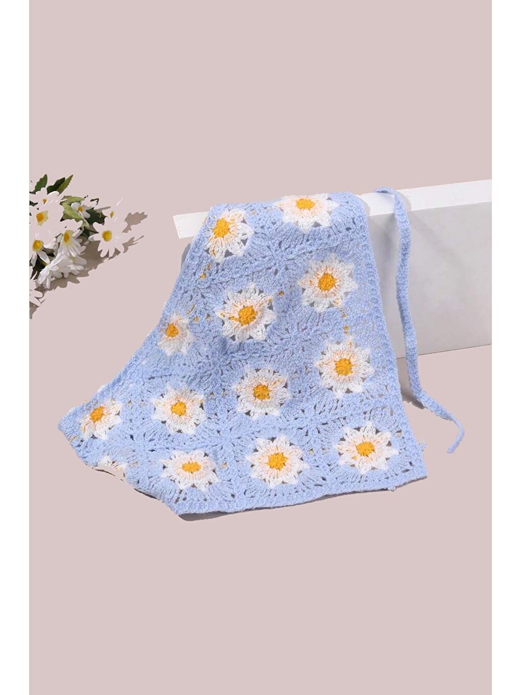 Mavi Çiçekli Örgü Üçgen Bandana