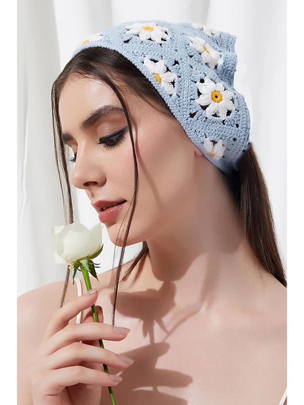 Mavi Çiçekli Örgü Üçgen Bandana-1