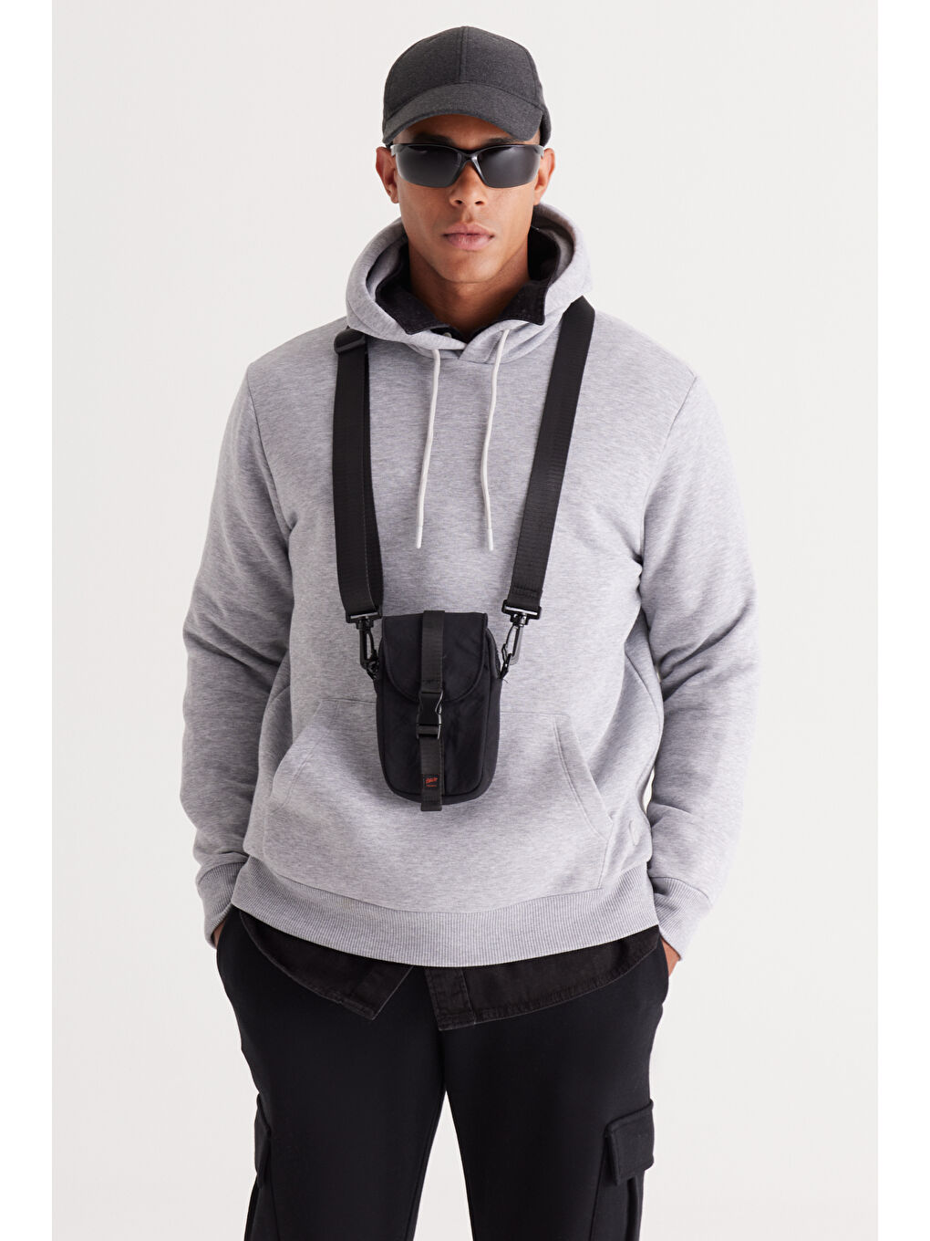 Erkek Gri Melanj Standart Fit Pamuklu Kapüşonlu Sweatshirt-1