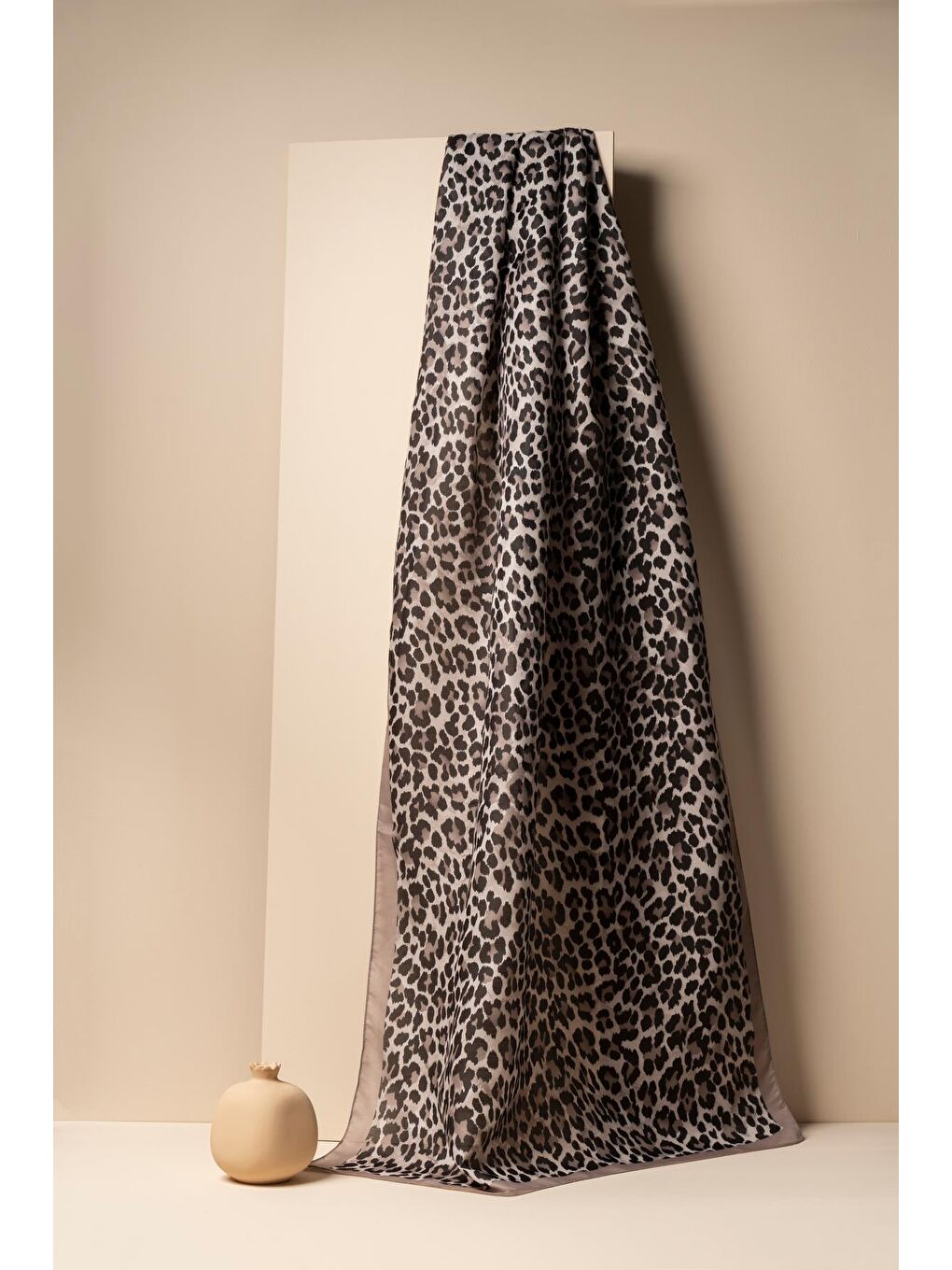 Bej Kadın Leopar Desen Soft Şal