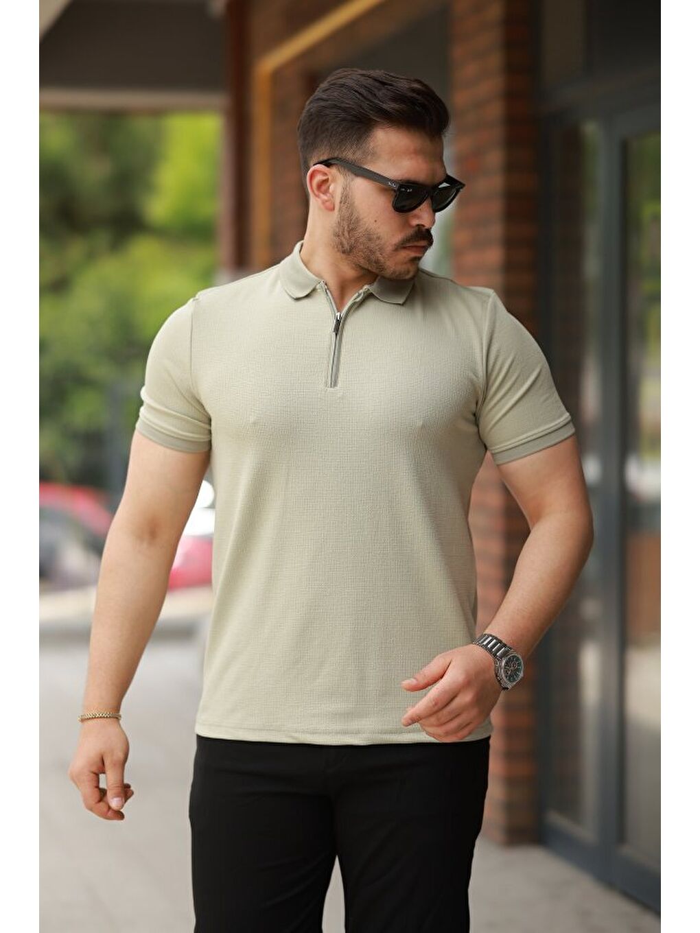 Yeşil Erkek Fermuarlı Yaka Kısa Kollu Tişört