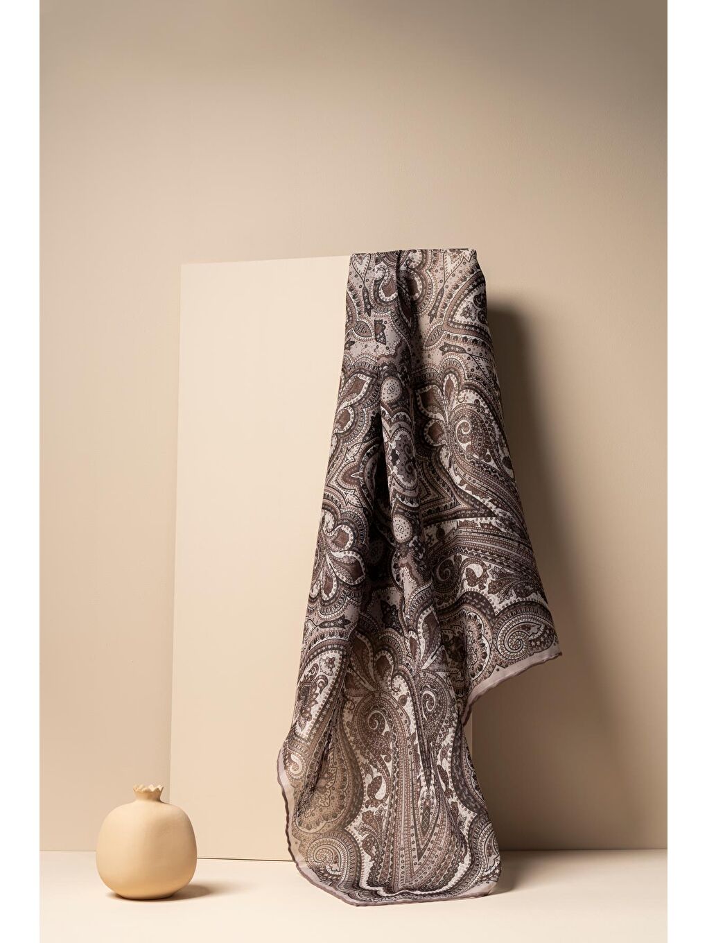 Bej Kadın Pamuksu Etnik Desenli Soft Eşarp