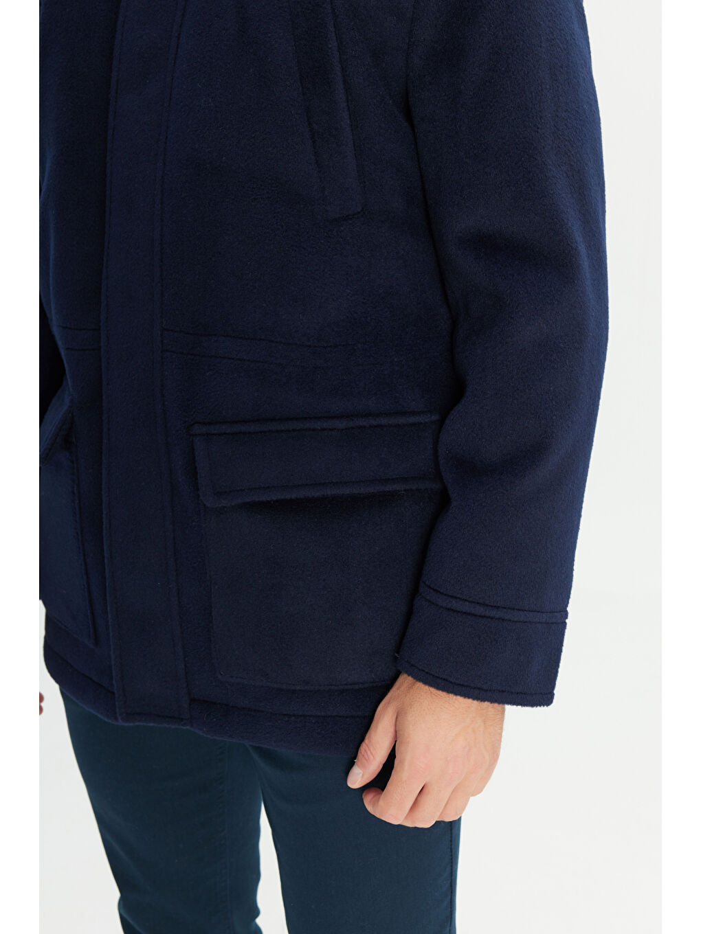 Erkek Lacivert Standart Fit Normal Kesim Kapüşon Çıkmalı Dik Yaka Torba Cepli Kaşe Kapüşonlu Kaban-4