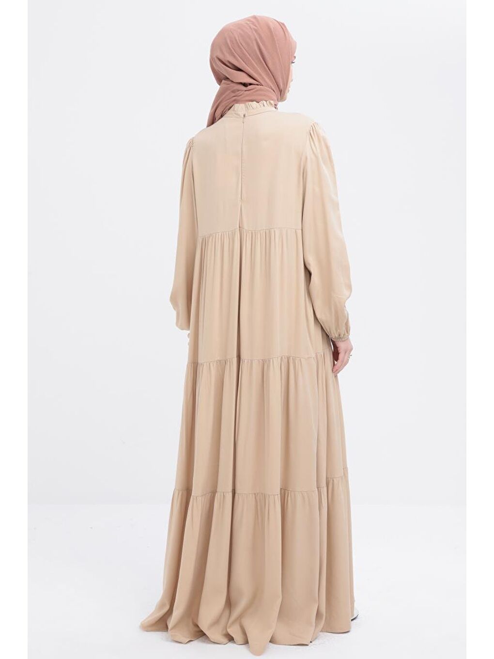 Bej-Yakası Fırfır Detaylı Büzgülü Elbise-3