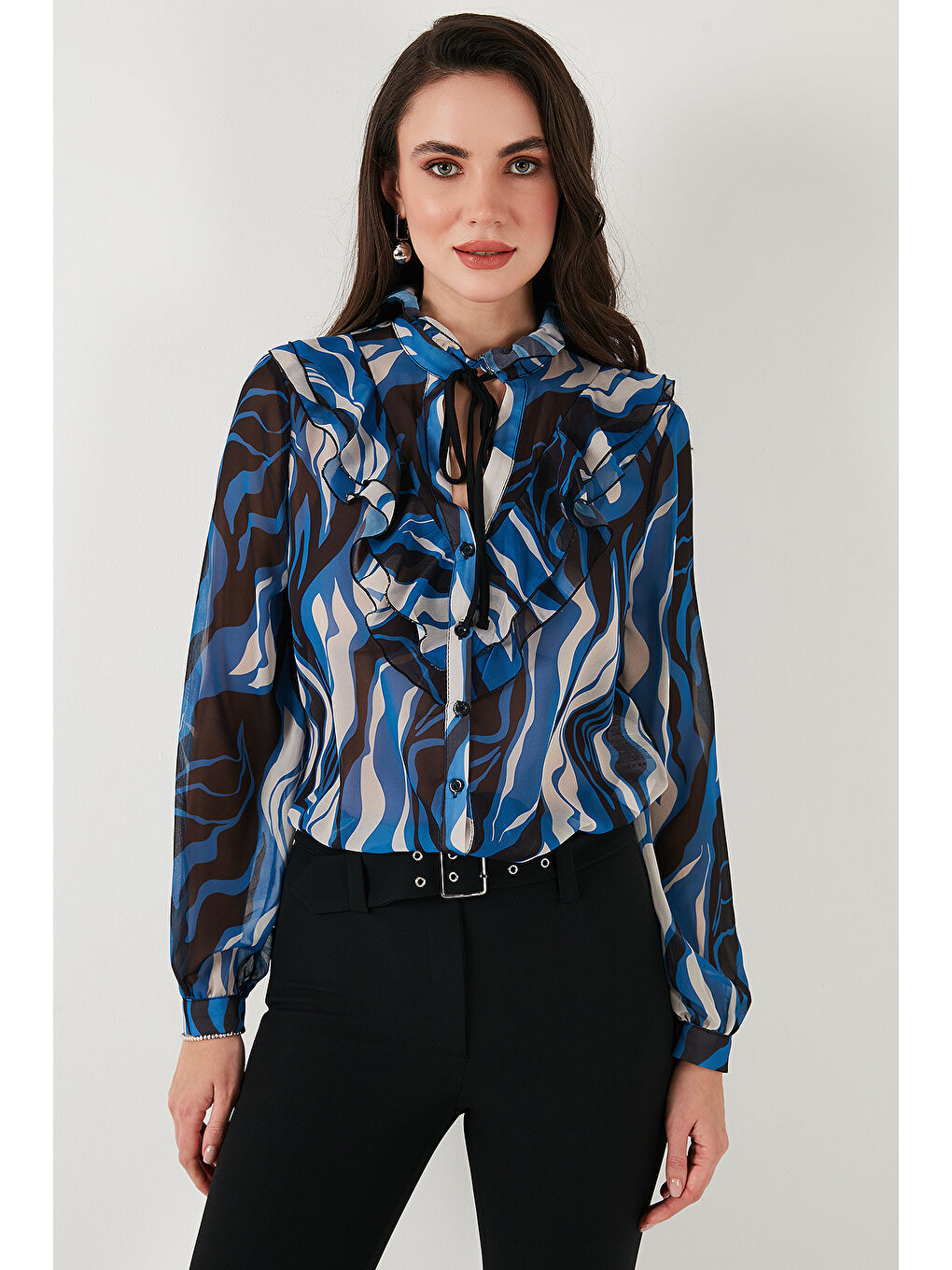 Mavi Desenli Bağlamalı V Yaka Şifon Kadın Gömlek 611Go0192-4