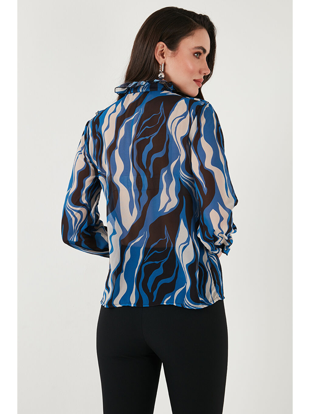 Mavi Desenli Bağlamalı V Yaka Şifon Kadın Gömlek 611Go0192-5