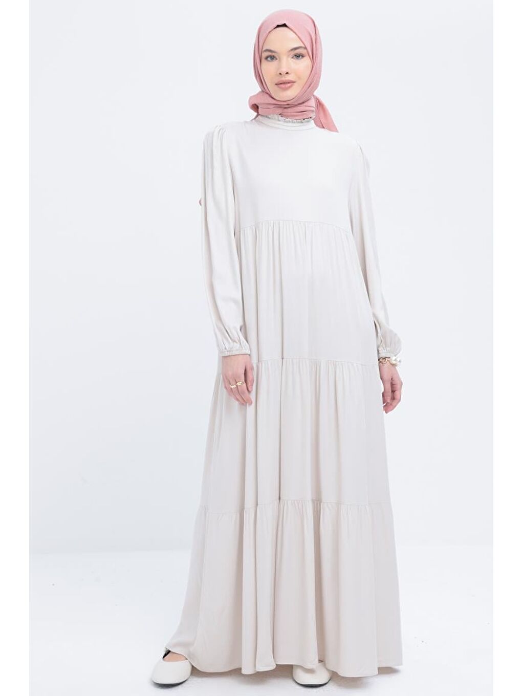 Bej Taş-Yakası Fırfır Detaylı Büzgülü Elbise-1