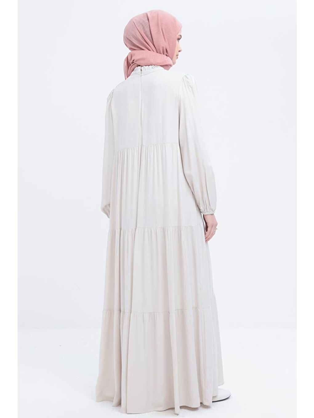 Bej Taş-Yakası Fırfır Detaylı Büzgülü Elbise-3