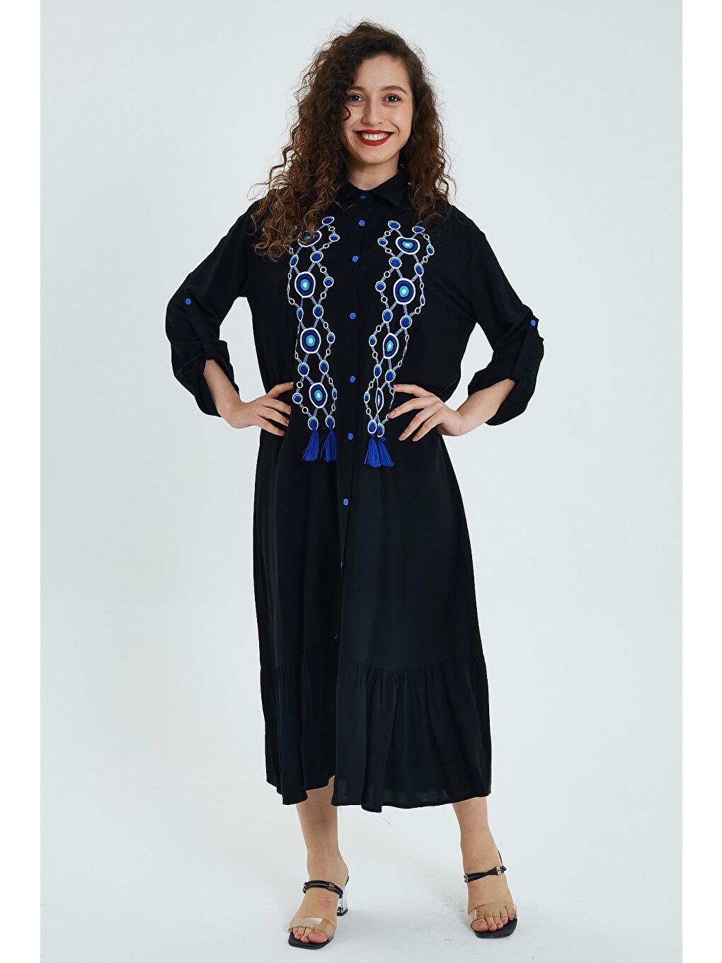 Siyah Kadın Önü Düğmeli Nakışlı Elbise 946-2