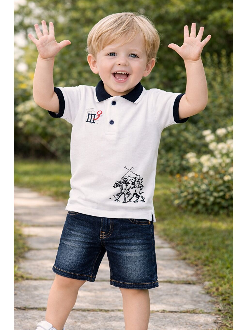 Beyaz Tarz Lakos Asker Desenli Belden Ayarlanabilir Kısa Kollu Şortlu 2'li Takım Çocuk ve Bebek Giyim-1