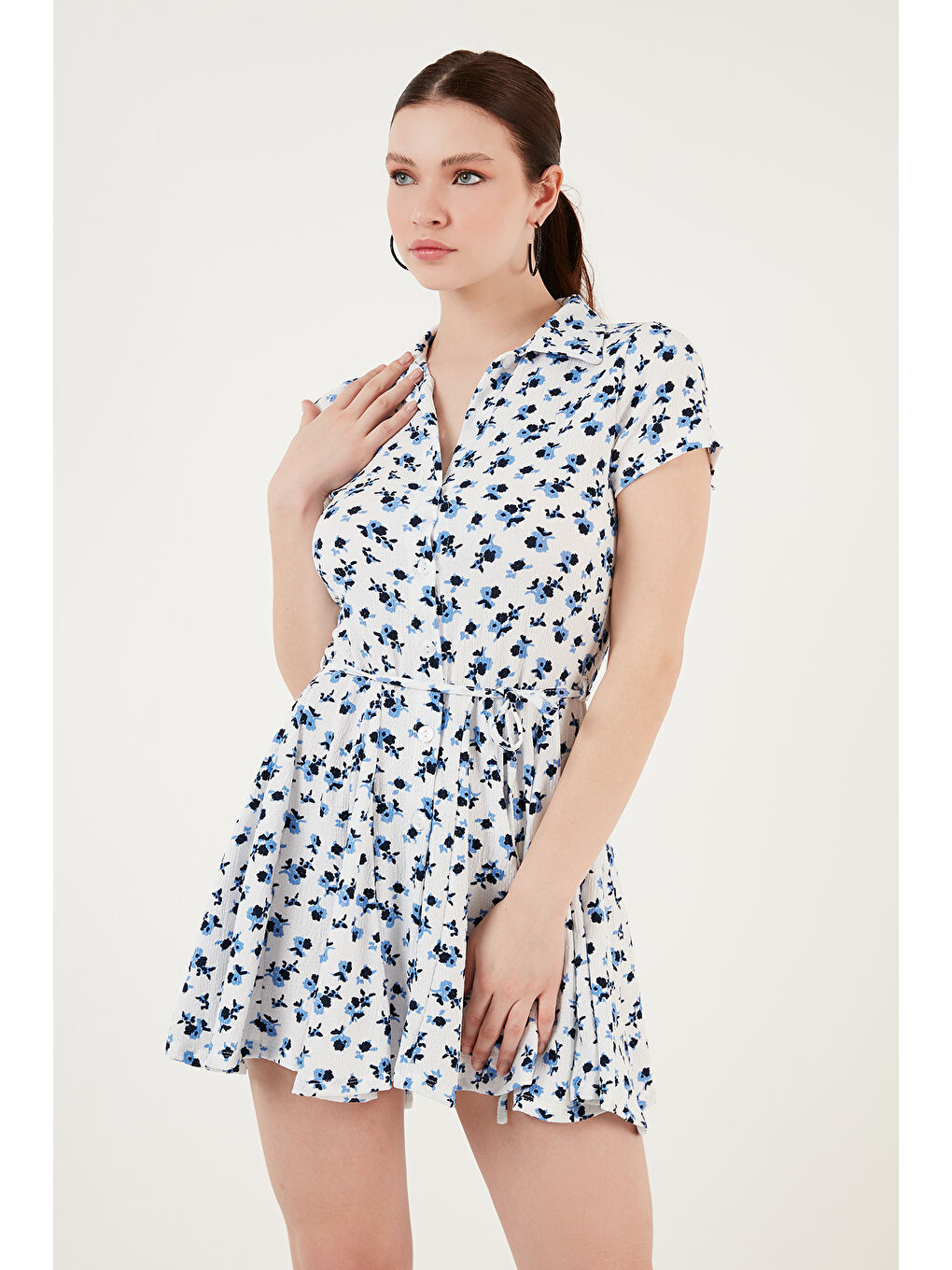 Beyaz Bağlama Detaylı Mini Gömlek Elbise 5869006-5