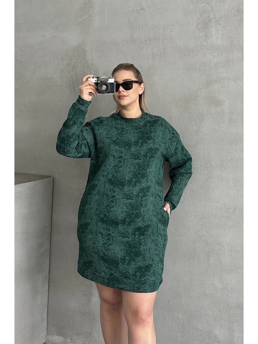 Yeşil Büyük Beden Uzun Kollu Bisiklet Yaka Cepli Desenli Elbise 106-77-3