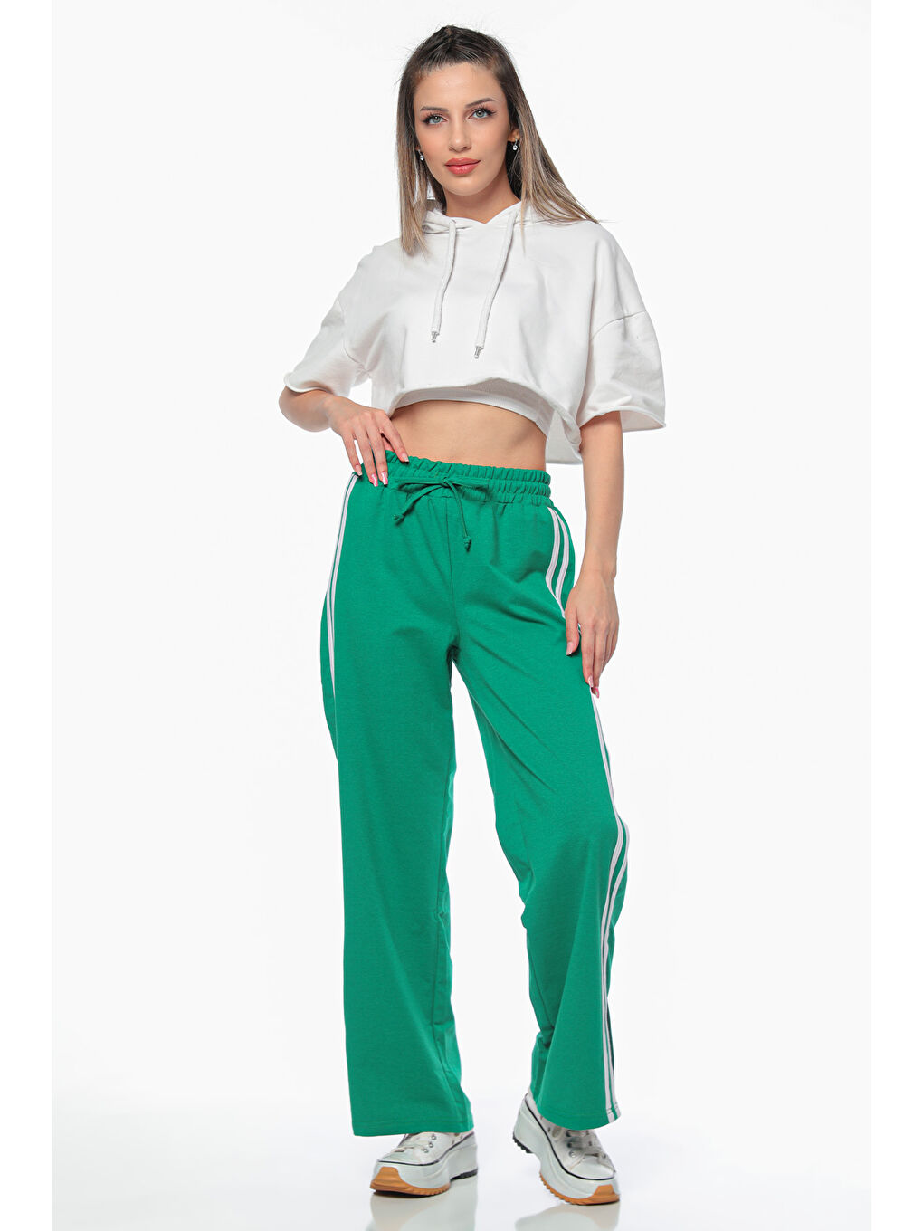 Yeşil Kadın Yan Şeritli Yırtmaç Detaylı Bel Lastikli Alt Eşofman-3