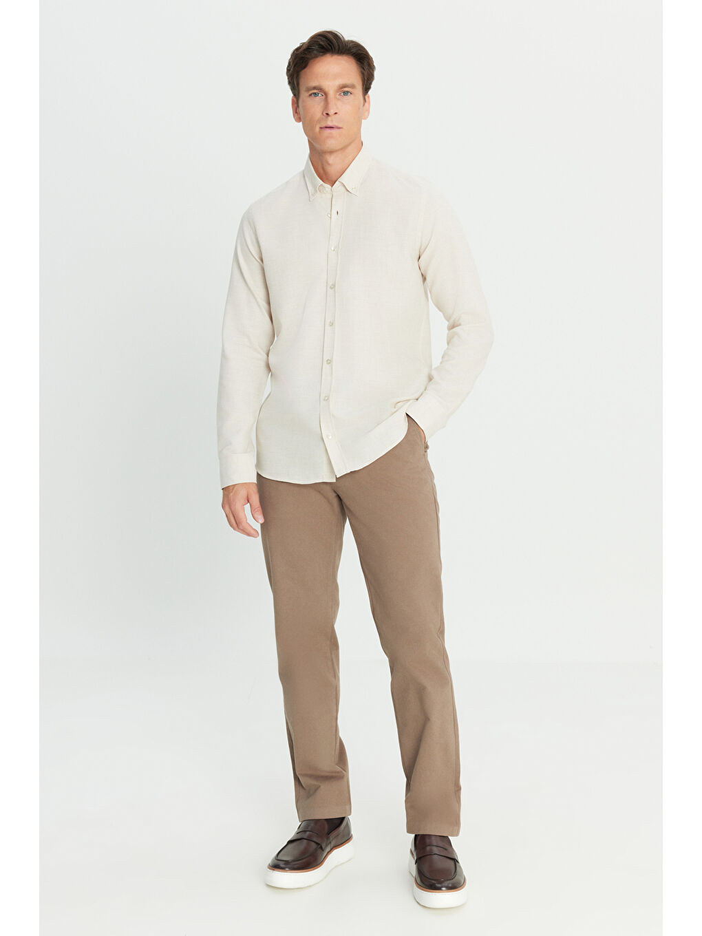 Erkek Bej Pamuklu Flanel Slim Fit Dar Kesim Düğmeli Yaka Gömlek-1