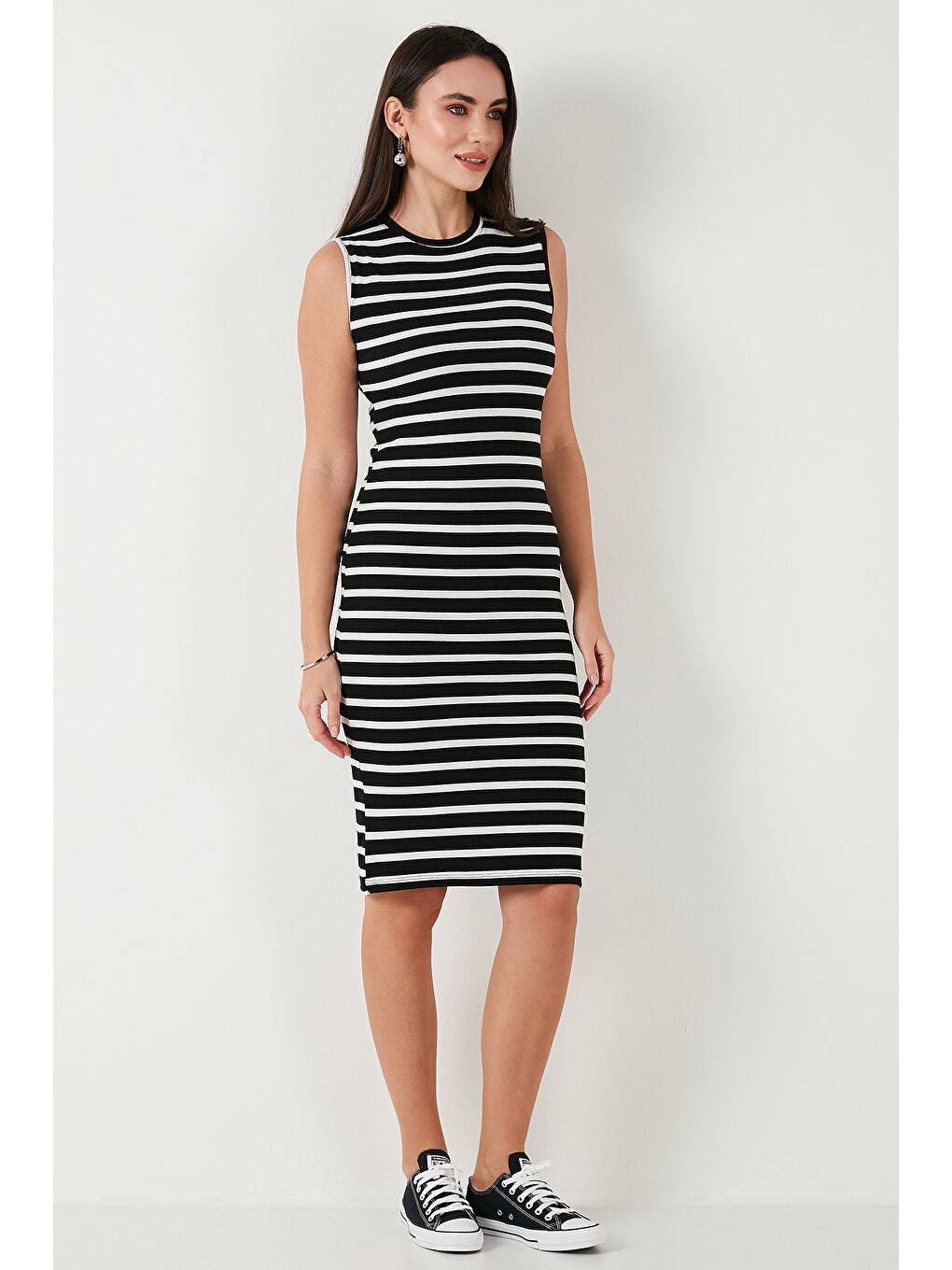 Siyah Pamuklu Slim Fit Bisiklet Yaka Çizgili Kadın Elbise 5866168-4