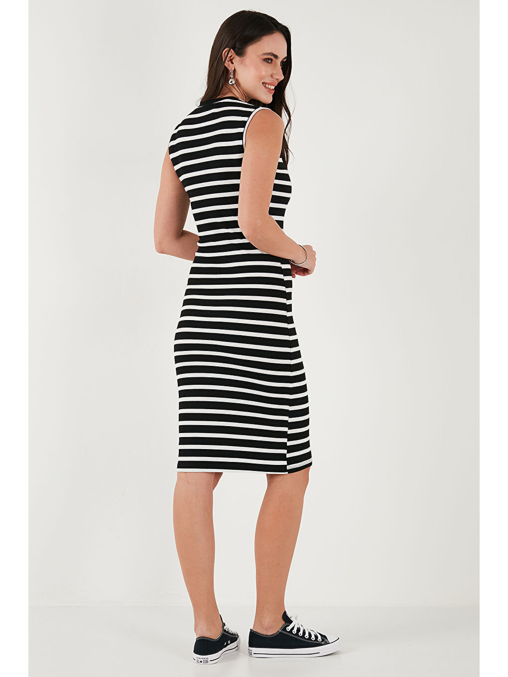 Siyah Pamuklu Slim Fit Bisiklet Yaka Çizgili Kadın Elbise 5866168-6