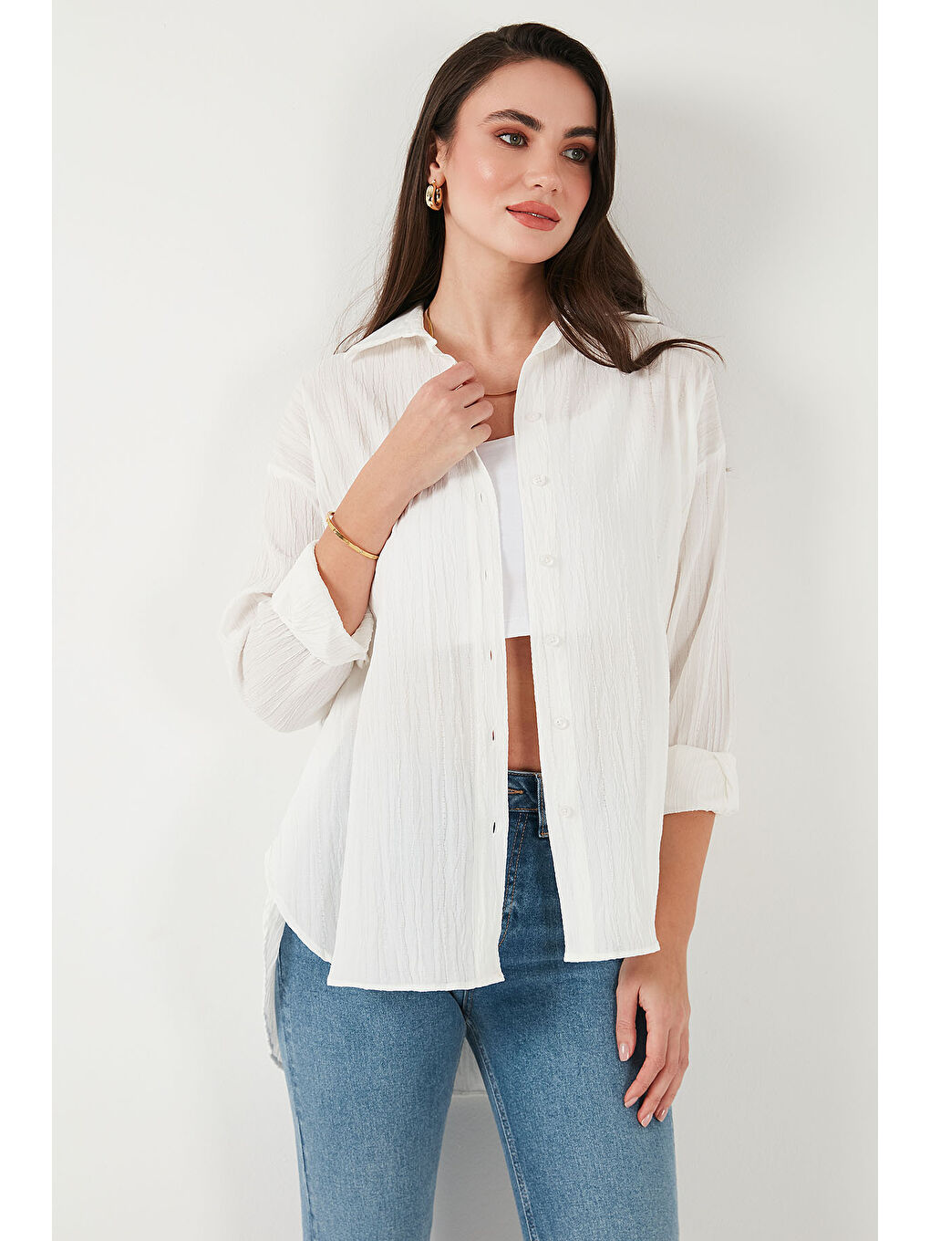 Beyaz Regular Fit Uzun Kollu Dokulu Kadın Gömlek 6772799-1