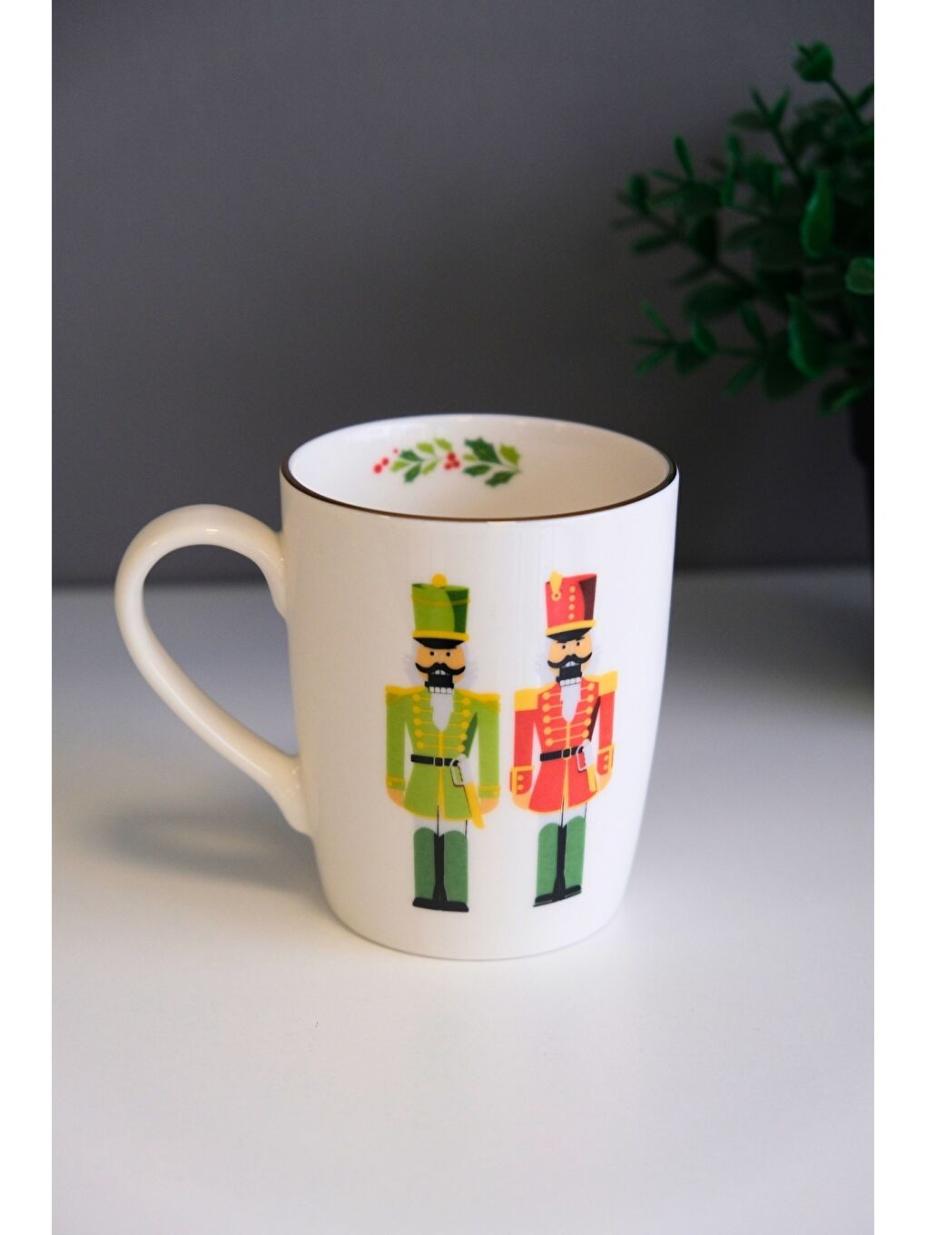 Karışık Porselen Altın Yaldızlı Kurşun Asker Kulplu Mug Kupa 9cm 220ml Tekli-3