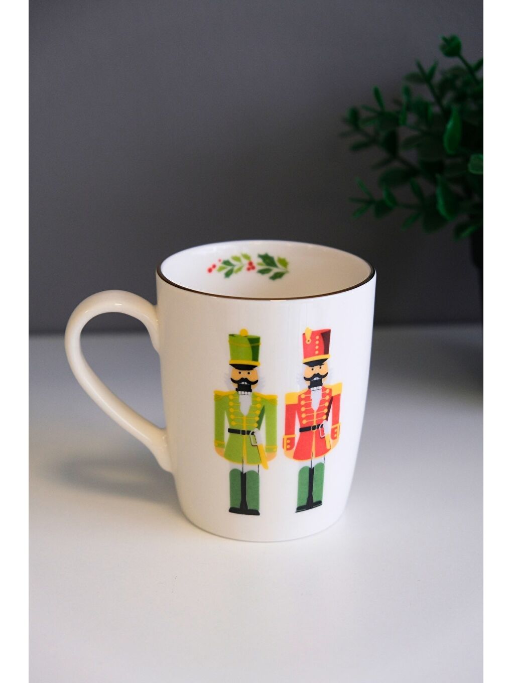 Karışık Porselen Altın Yaldızlı Kurşun Asker Kulplu Mug Kupa 9cm 220ml 2 li-1