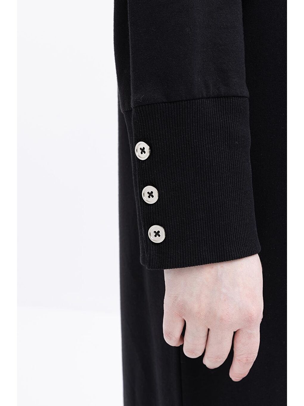 Siyah-Manşeti Kalın Ribanalı Düğme Detaylı Büyük Beden Elbise-3