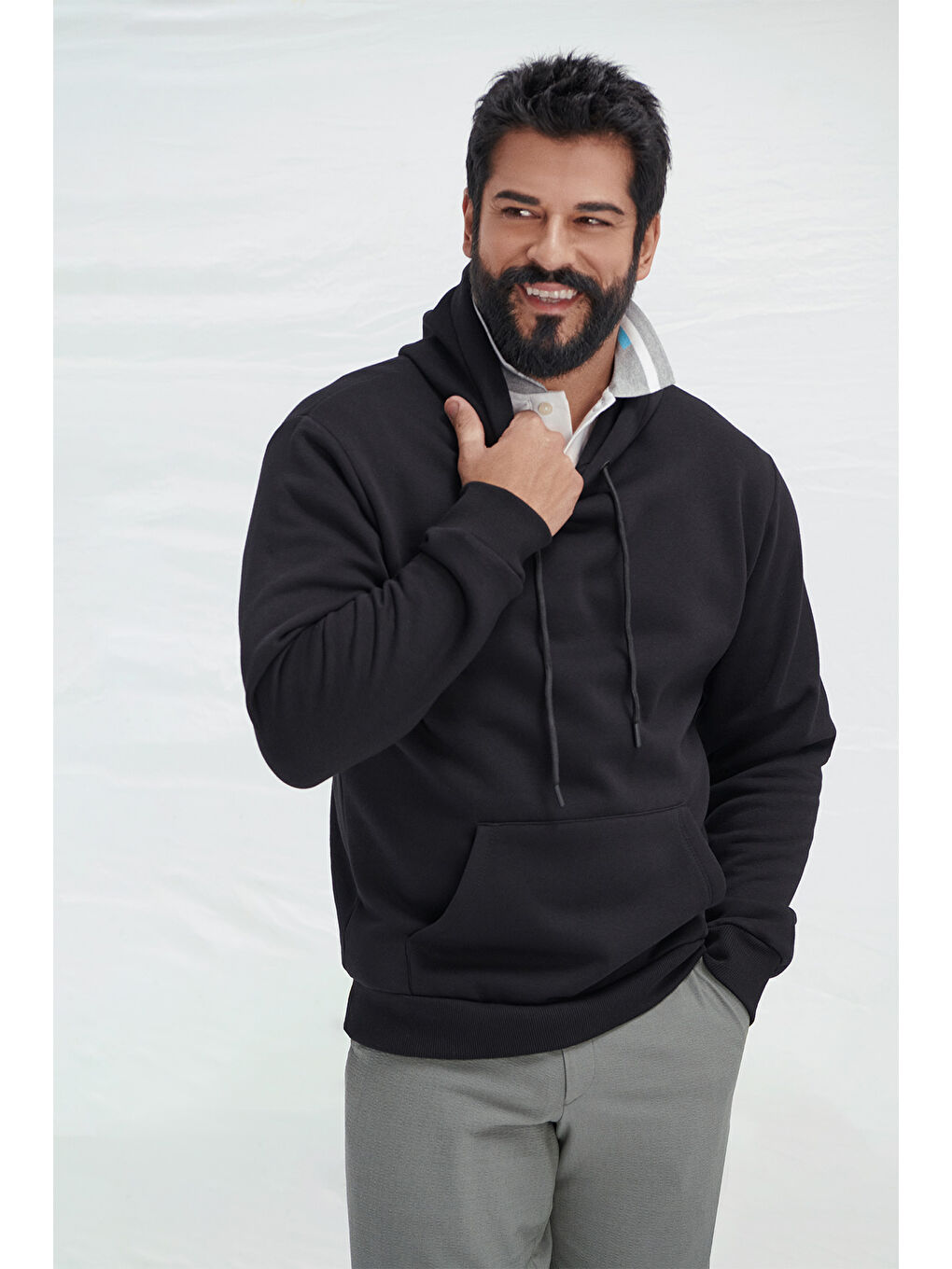 Erkek Siyah Standart Fit Pamuklu Kapüşonlu Sweatshirt-1