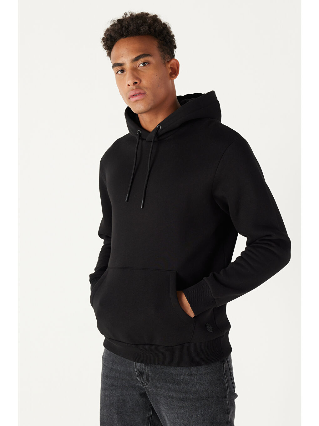 Erkek Siyah Standart Fit Pamuklu Kapüşonlu Sweatshirt-7