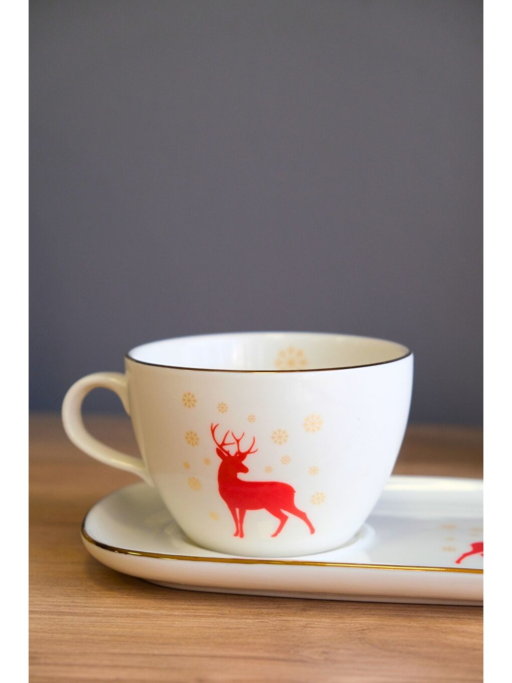 Ekru Porselen Altın Yaldızlı Geyik Kahve Sunum Seti 2 Parça-2