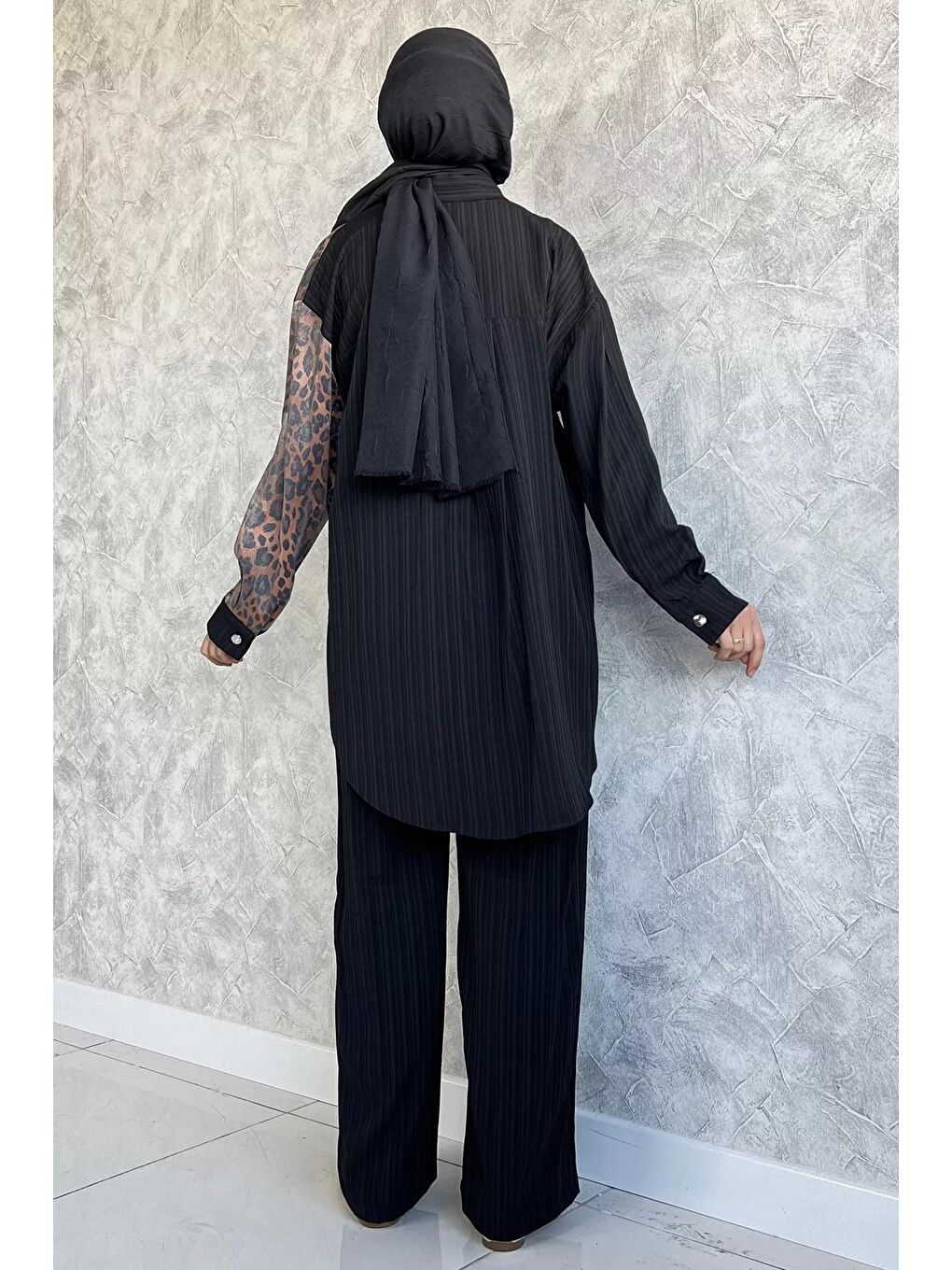 Siyah Leopar Garnili Oversize Tesettür İkili Takım-3