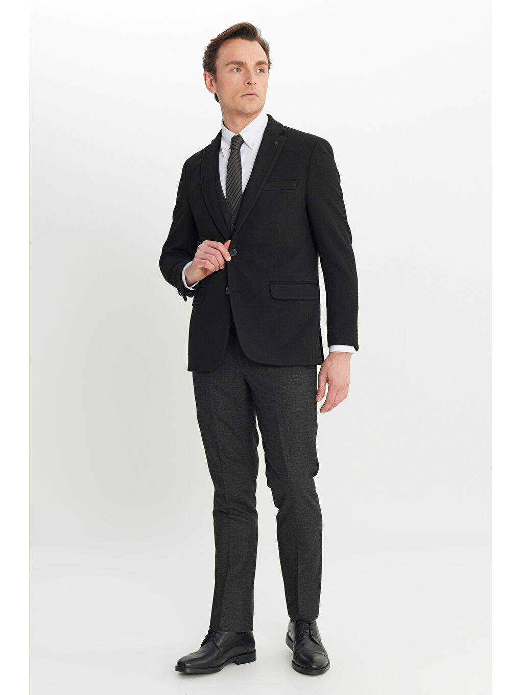 Erkek Siyah-Antrasit Slim Fit Dar Kesim Mono Yaka Kapak Cepli Yelekli Takım Elbise-3