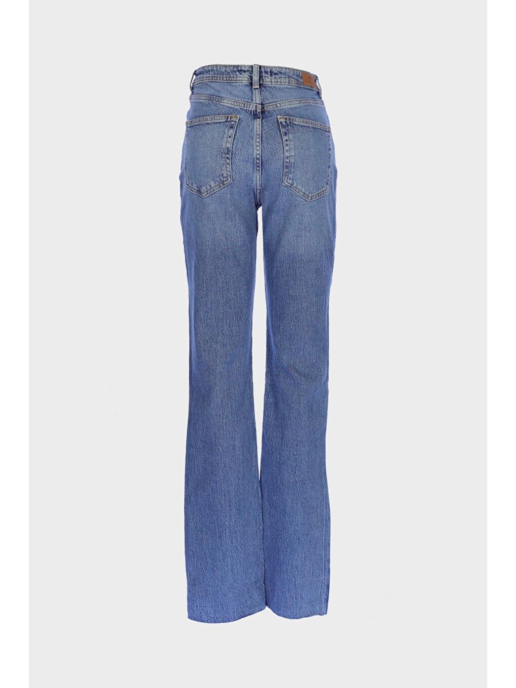 Orta Mavi Slim Straight Paçası Yırtmaçlı Patı Fermuarlı Jean Pantolon C 4556-021-1