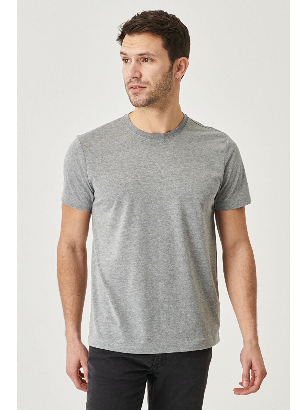 Erkek Beyaz-Gri Melanj-Koyu Gri-Antrasit-Siyah Slim Fit Dar Kesim Bisiklet Yaka 5'li Tişört Paketi-5