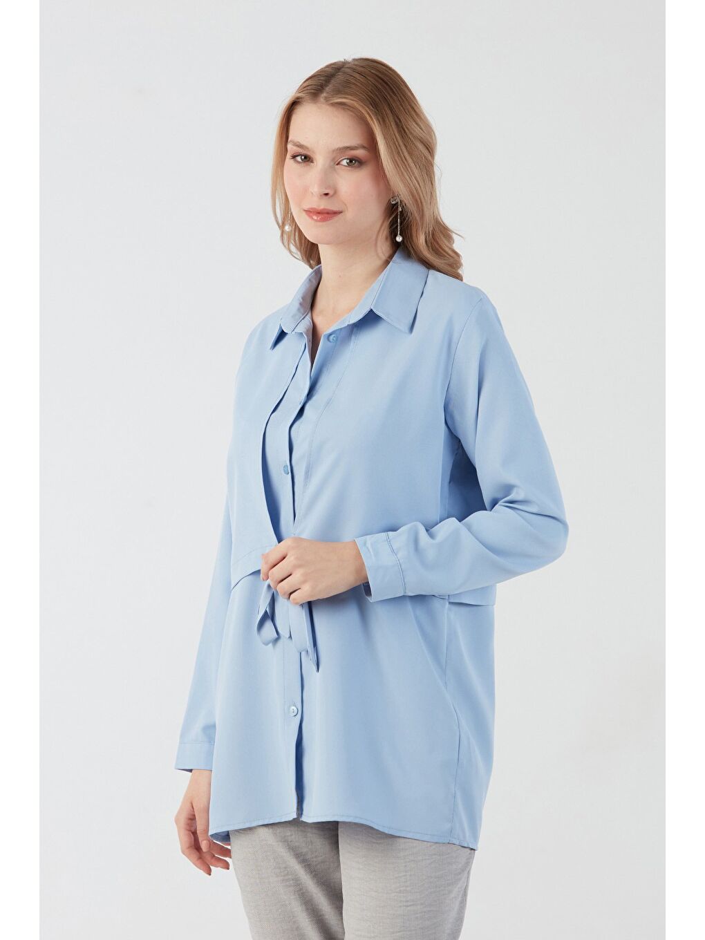 Mavi Düğmeli Önü Bağlamalı Gömlek-2