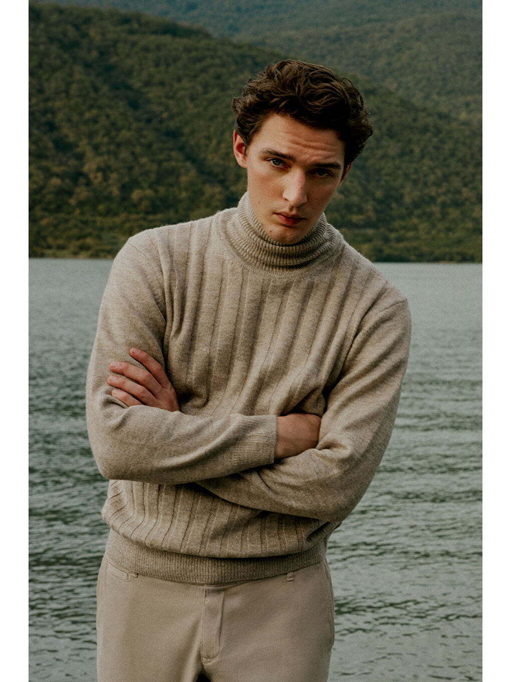 Erkek Bej Melanj Standart Fit Normal Kesim Tam Balıkçı Yaka Jakarlı Triko Kazak-1