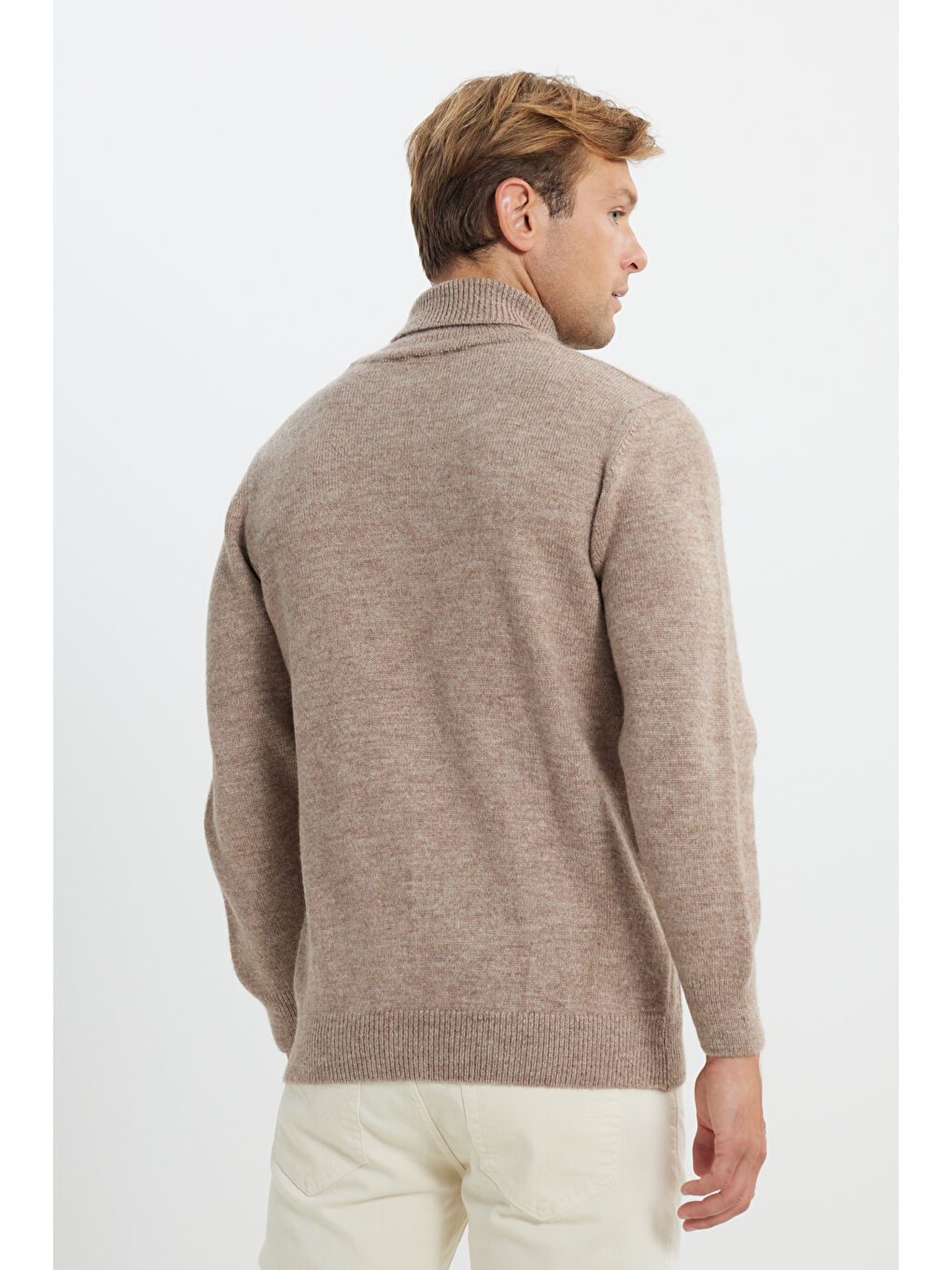 Erkek Bej Melanj Standart Fit Normal Kesim Tam Balıkçı Yaka Jakarlı Triko Kazak-8