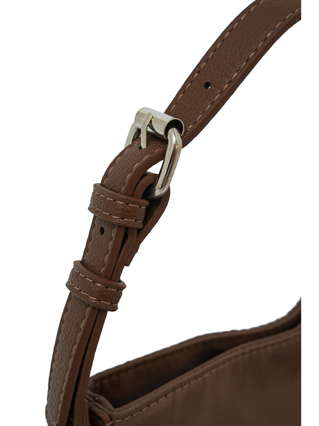 Bej Zincir Detaylı Çapraz Askılı Kadın Çanta MB16-4