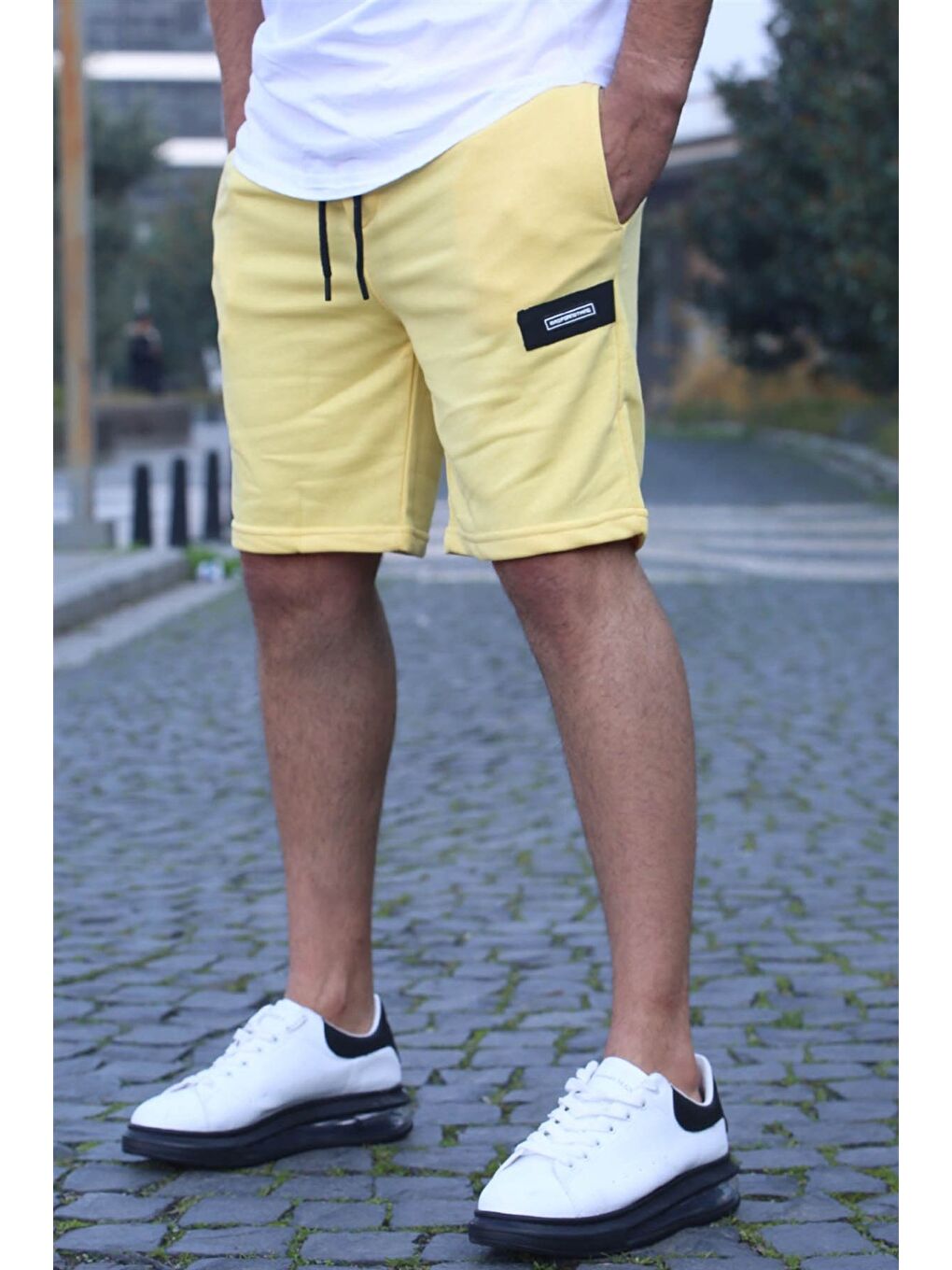 Sarı Erkek Basic Kapri Şort-1