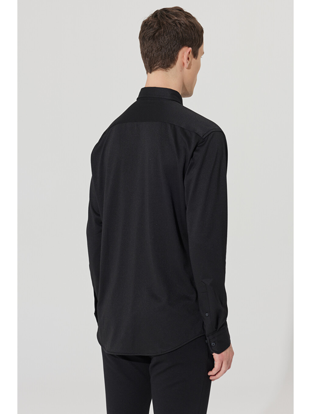 Erkek Siyah Comfort Fit Geniş Kesim Düğmeli Yaka Pamuklu Gömlek-6