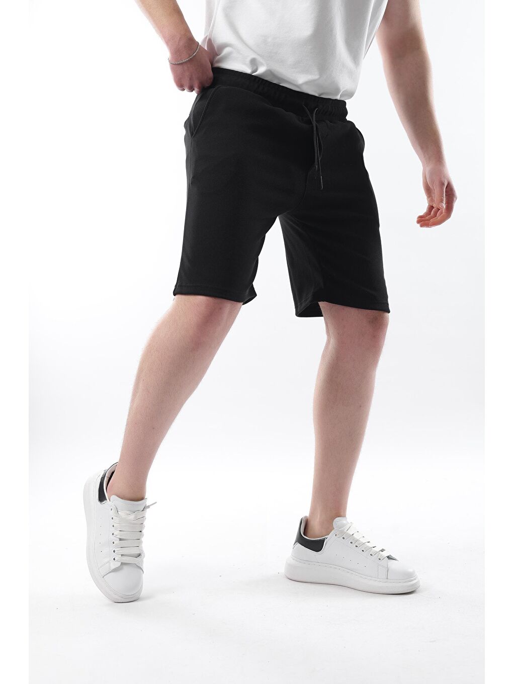 Siyah Beli Ayarlanabilir Cepli Kısa Erkek Şort 6544