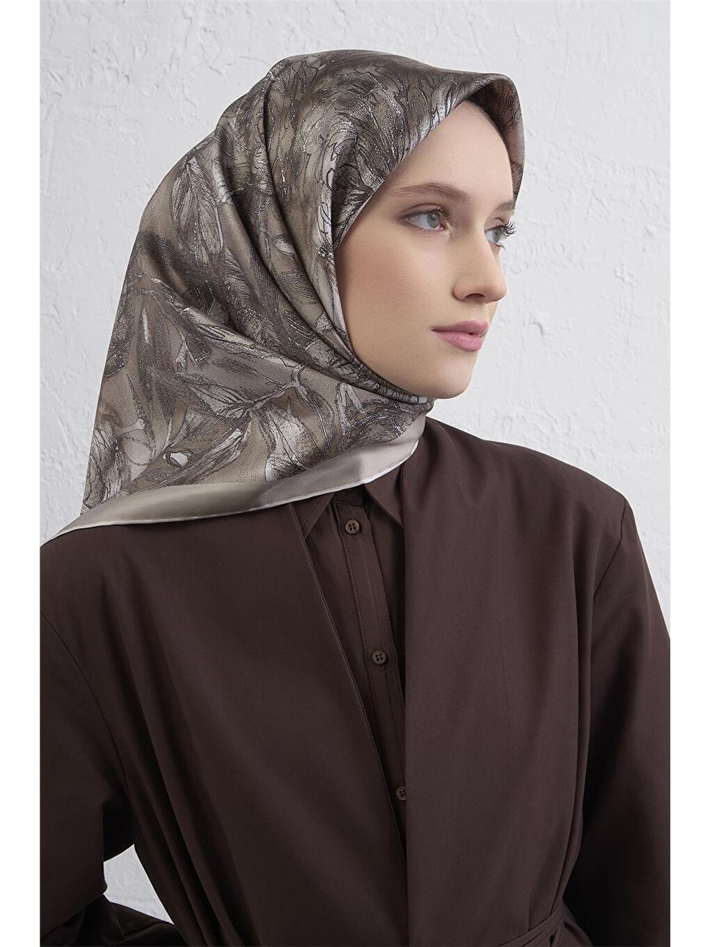 Bej Saf İpek Sura Eşarp 9409D 83-2