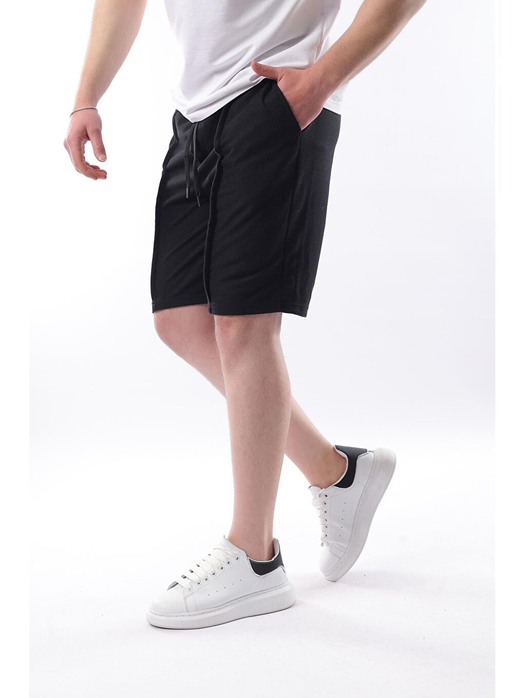 Siyah Cepli Erkek Şort E6559-1